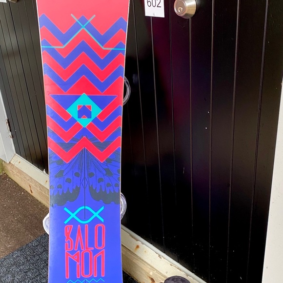 Womens Snowboard Bundle - Picture 9 of 16